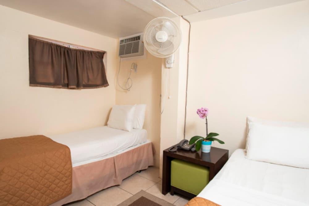 Bunker Hill Hotel Charlotte Amalie Exterior photo